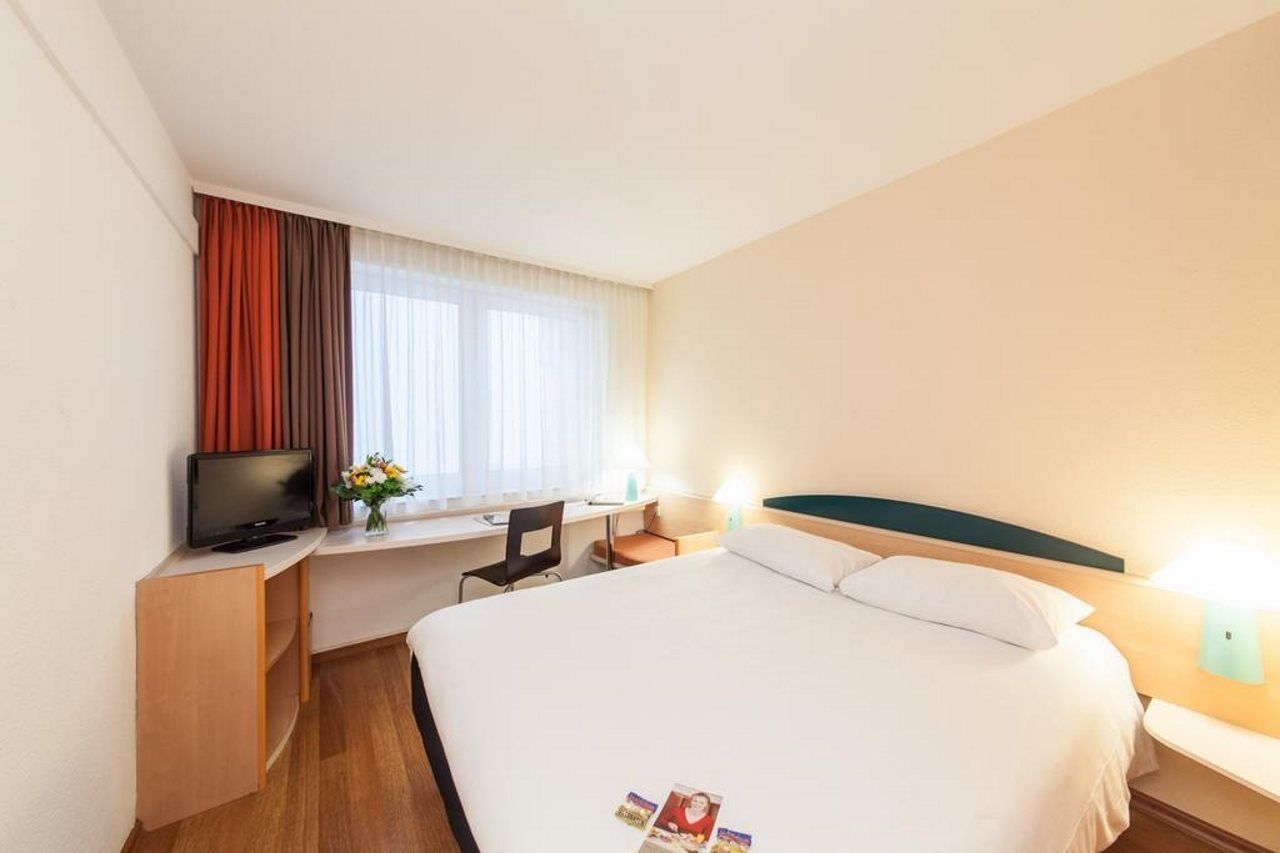 Select Hotel Wiesbaden City Zewnętrze zdjęcie